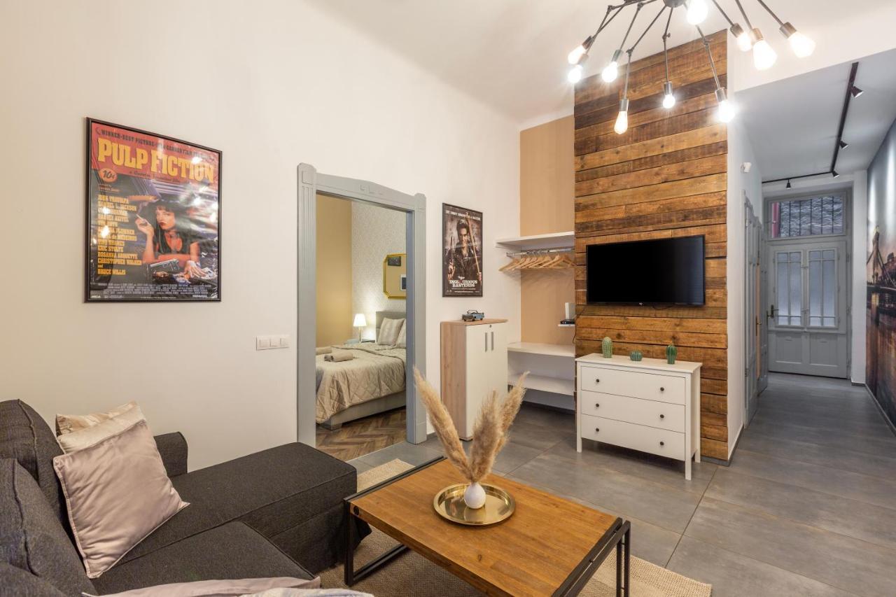 Central Quentin Home With Sauna Next To The New York Cafe Будапеща Екстериор снимка